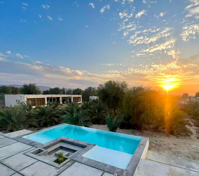 ویلا پنج خوابه استخردار سان ست گاردن