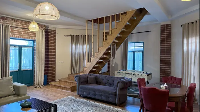 بوم گردی هستی - واحد کلاه فرنگی