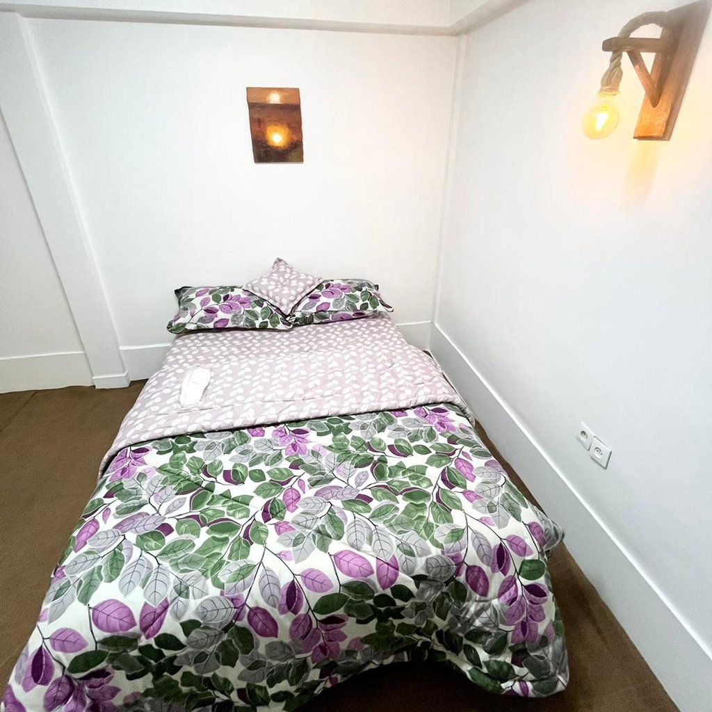 آپارتمان یک خوابه رز خواجه نصیر