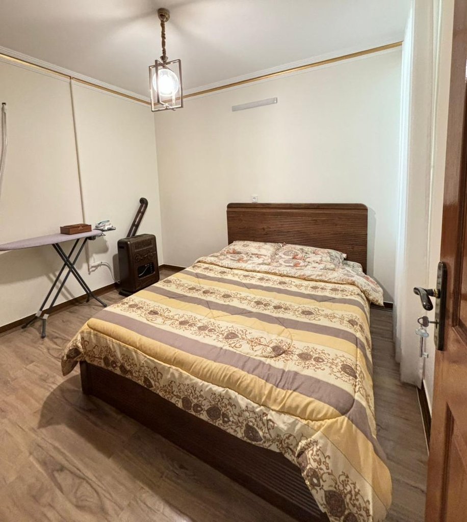 دوخوابه صراف برین