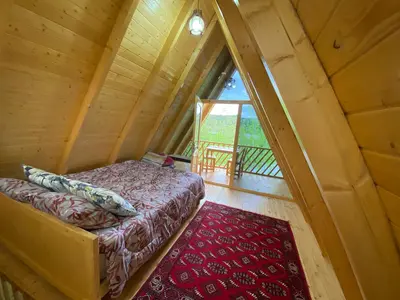 کلبه یک خوابه جنگلی میرکا