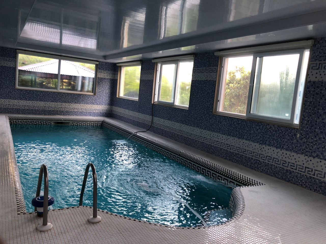 سه خوابه استخردار آبگرم آرام