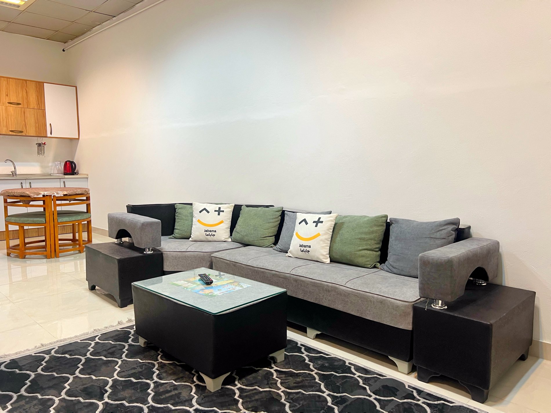 فلت خزر - واحد 102