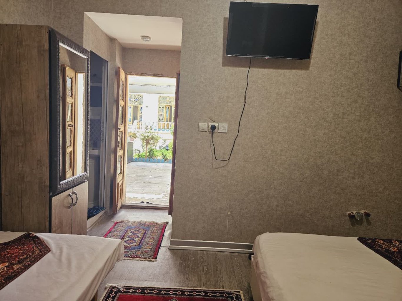 اقامتگاه سنتی گلبهار 12 - واحد سه تخته