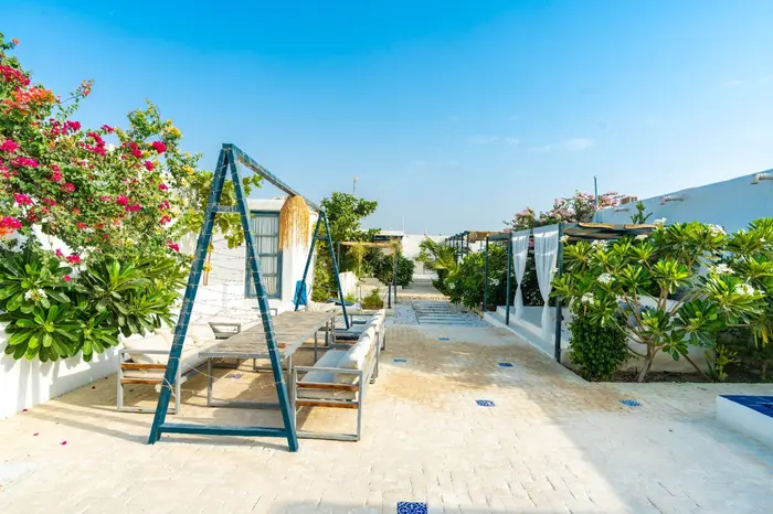 بوم گردی دنسه نوم فلت استخردار - واحد 1