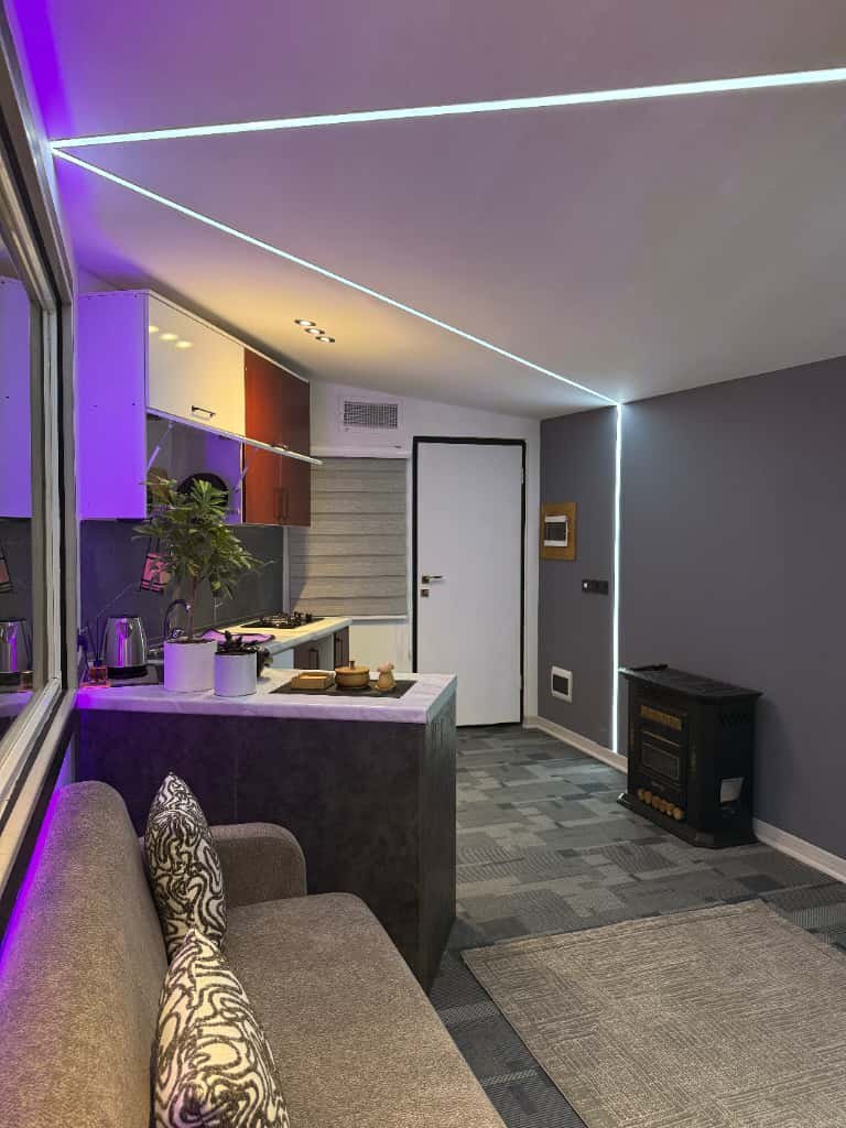 آپارتمان یک خوابه جکوزی دار اندرزگو واحد 5