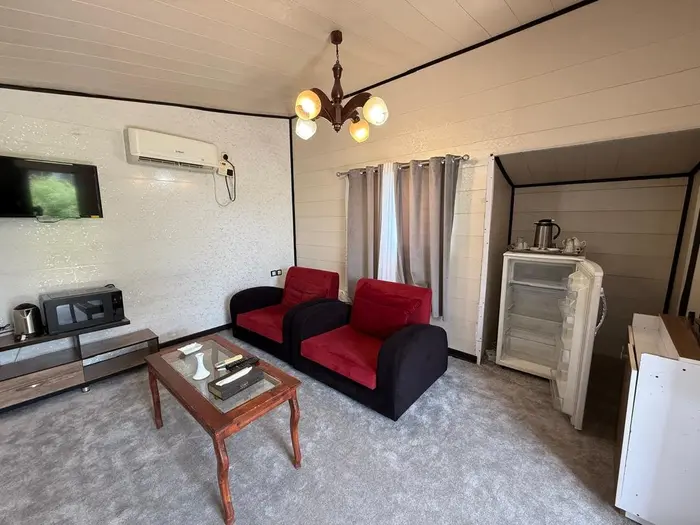 بوم گردی یک خوابه پازاررند زرشکی