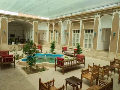 بومگردی سرای سپنج - واحد دنج