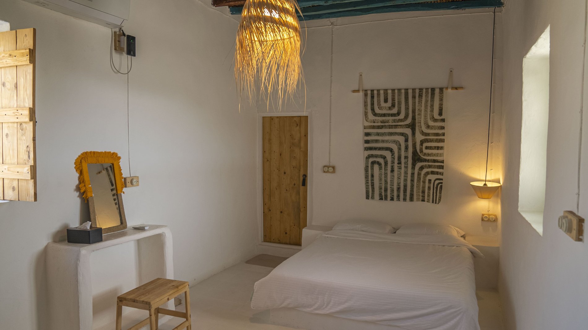 بوم گردی نهان - واحد 1