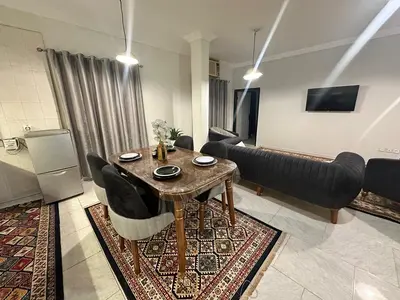 آپارتمان دوخوابه گل خطمی