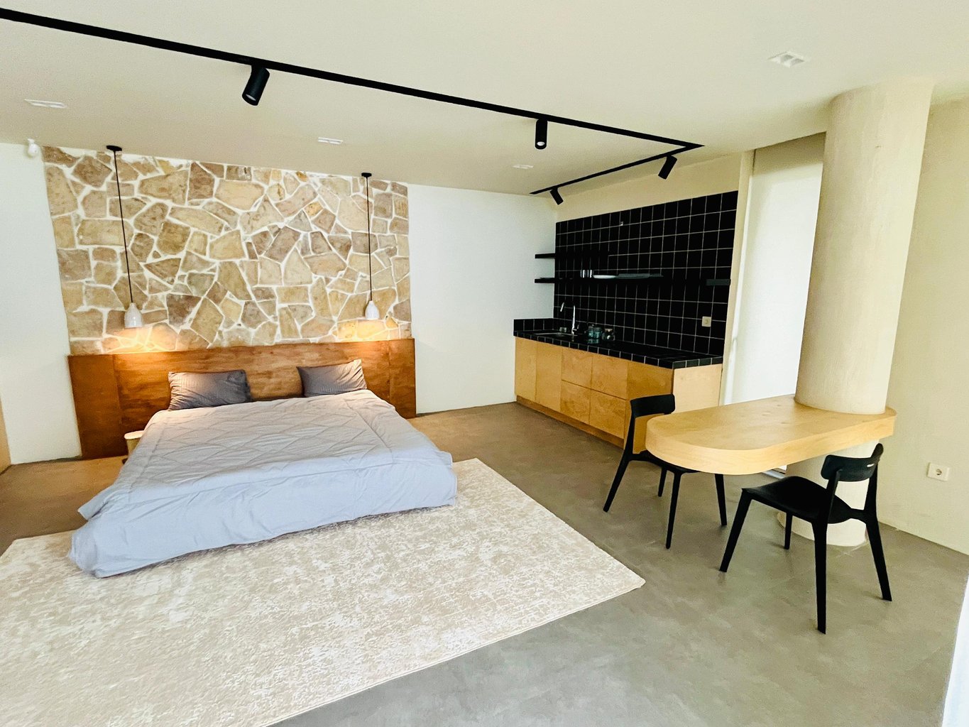 ویلا دوخوابه استخردار آبگرم مدرن آنیما