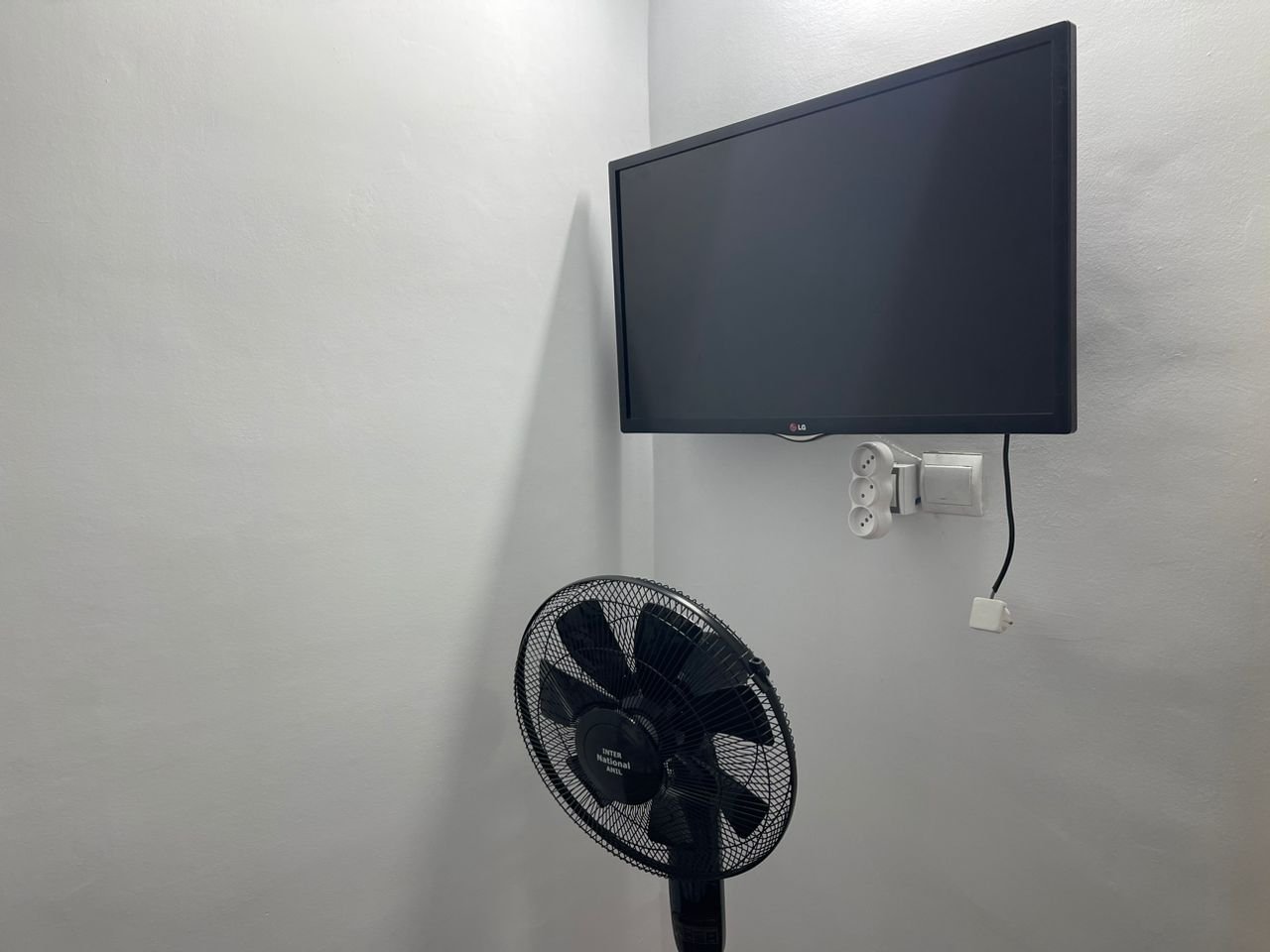 سوئیت فلت حکیم غرب واحد 3