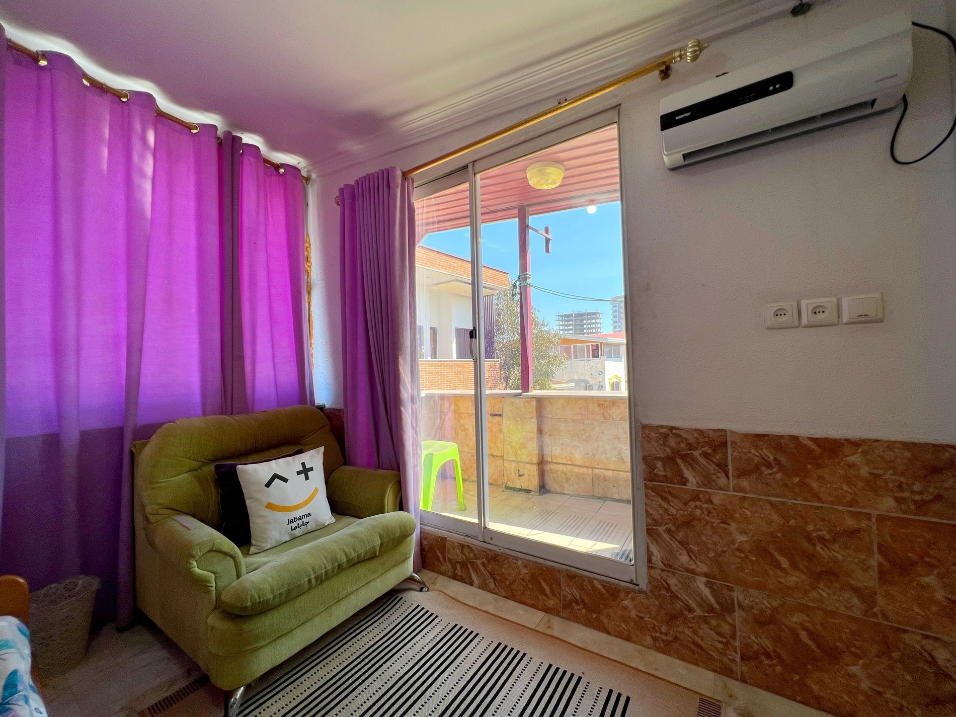 یک خوابه ساحلی زیتون