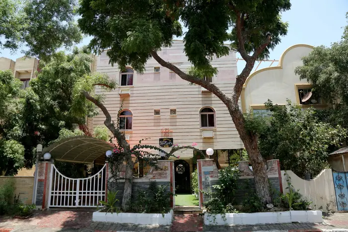 یک خوابه سرو سپهری واحد 5