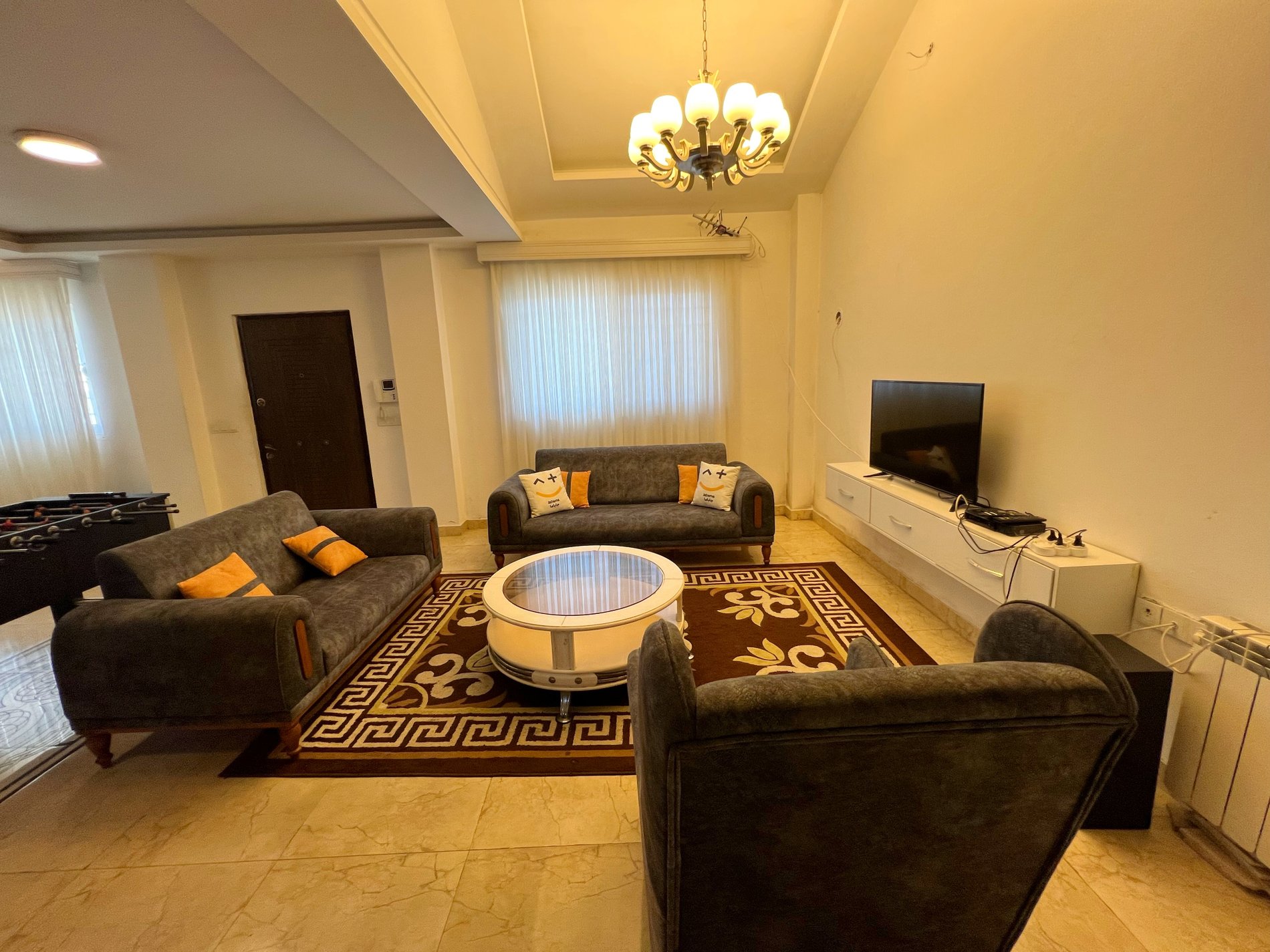 ویلا سه خوابه استخردار آبگرم سفید