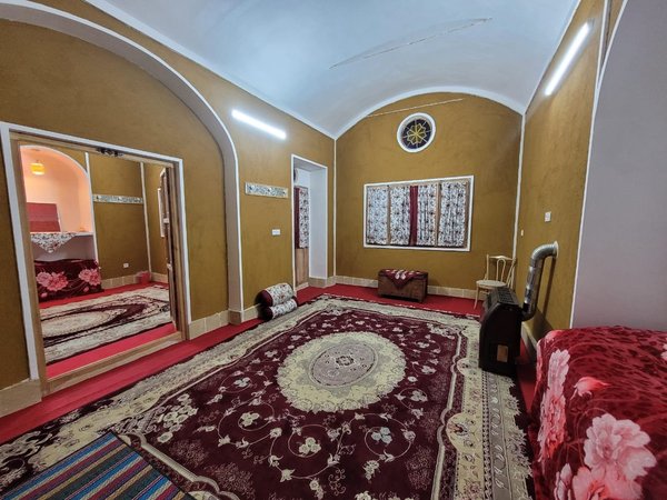 اقامتگاه سنتی ترنج - واحد شاه نشین