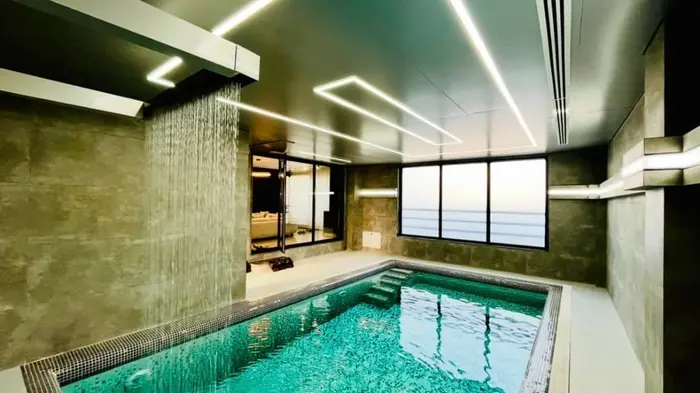 ویلا سه خوابه استخردار آبگرم عمارت رحیمی