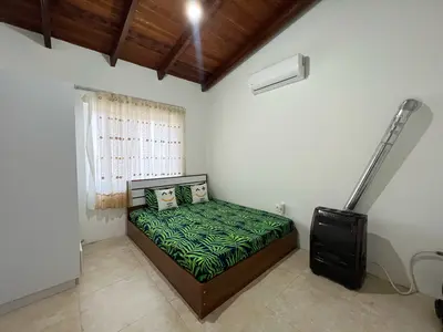 ویلا دوخوابه استخردار آبگرم بهار