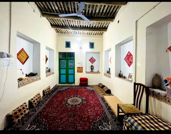 بوم گردی سرای کربلایی فریدون - واحد خوش نشین ۳