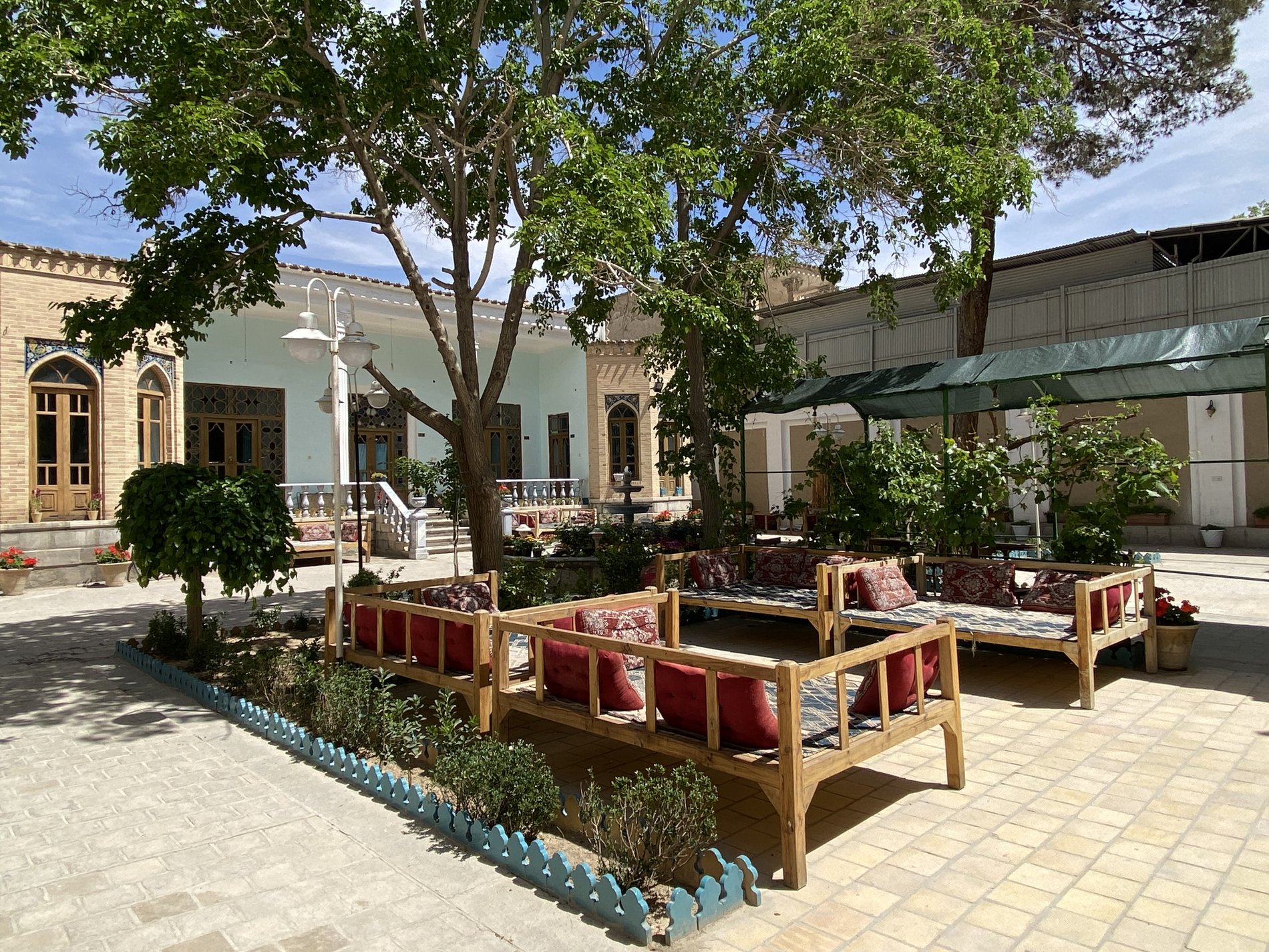 اقامتگاه سنتی اقامتگاه گلبهار - گلبهار 1 