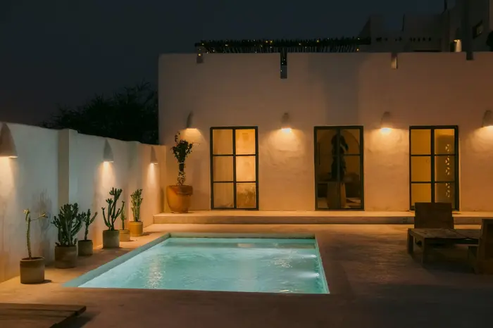 بوم گردی دوخوابه استخردار بل