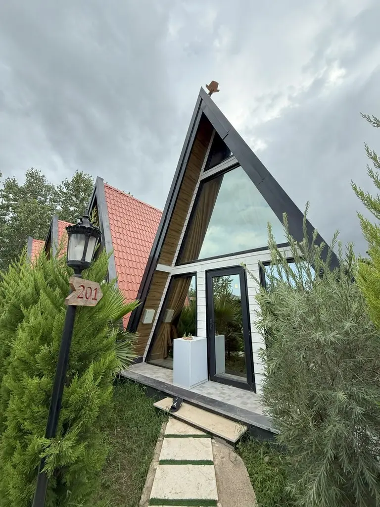 کلبه لوتوس - واحد 201