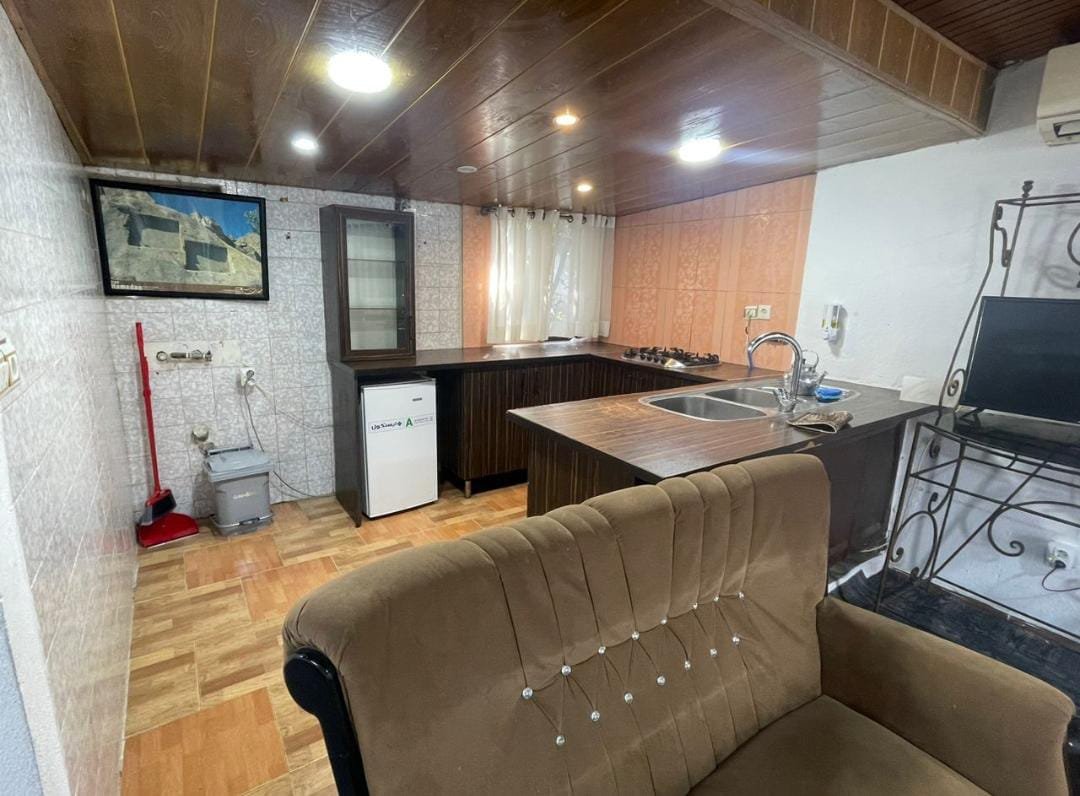 پرستو - واحد 104