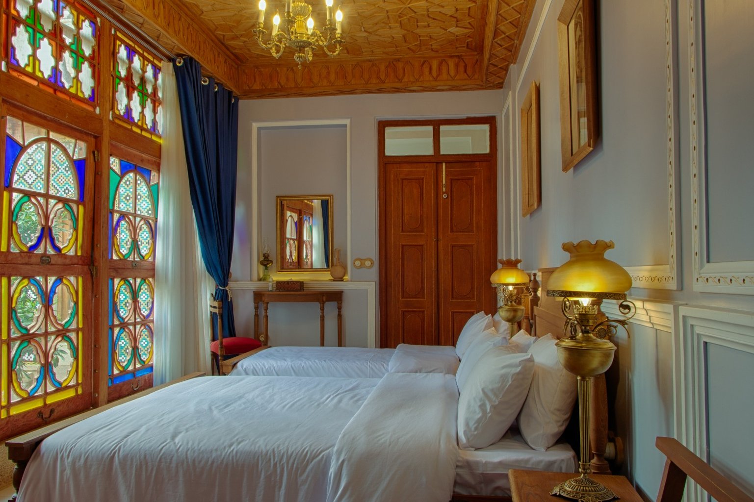 اقامتگاه سنتی خانه سنتی والاد - واحد آقا بزرگ