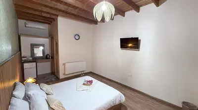 بومگردی هستی - واحد کندوج