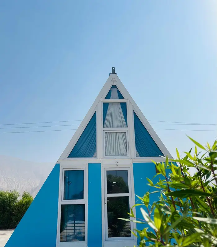 بوم گردی پازارلند - کلبه های مثلثی