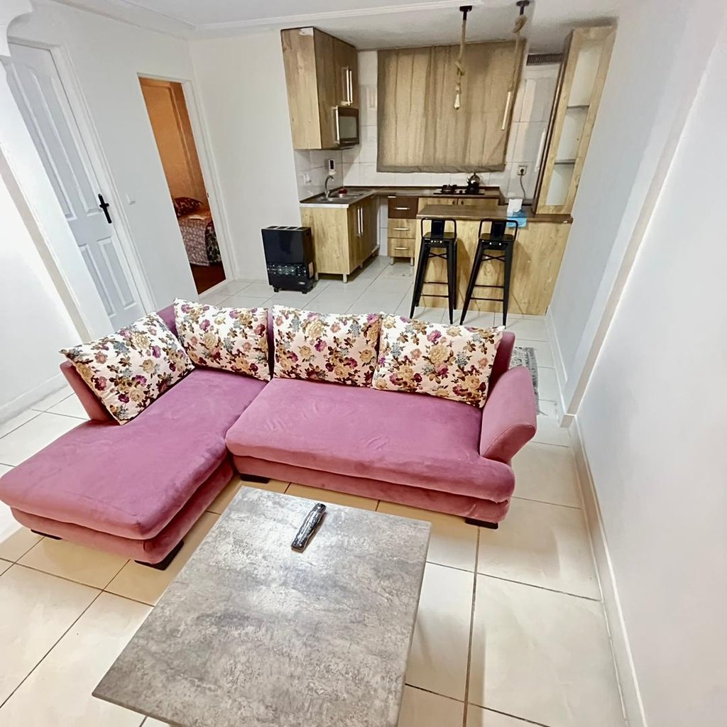 آپارتمان یک خوابه رز خواجه نصیر