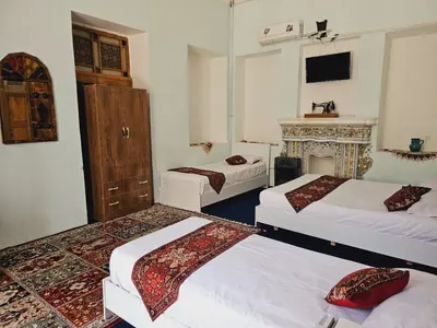 اقامتگاه سنتی گلبهار 2 - واحد چهارتخته