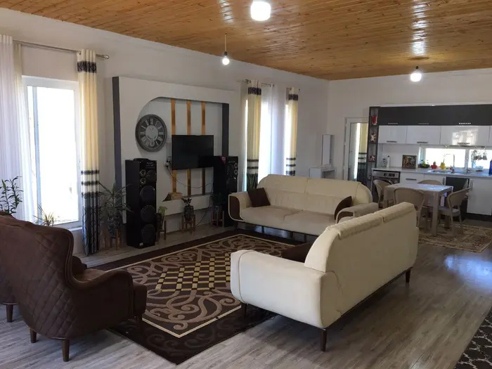 دوخوابه استخردار آبگرم آریایی