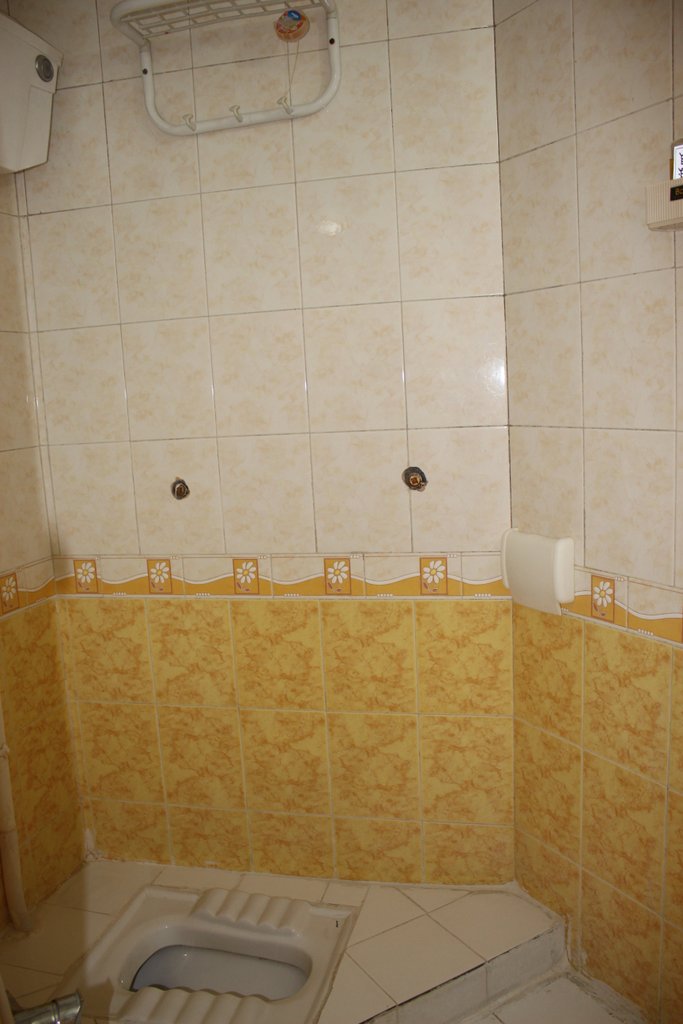 مسافرخانه محبان واحد سه تخته