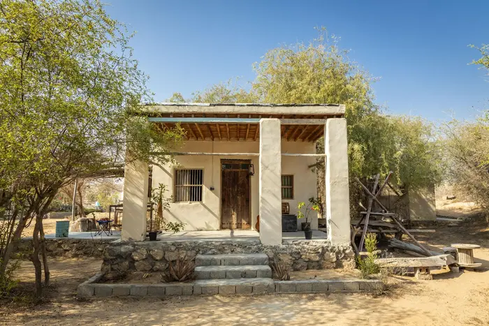 بوم گردی طبيعت قشم - واحد لنگرگاه