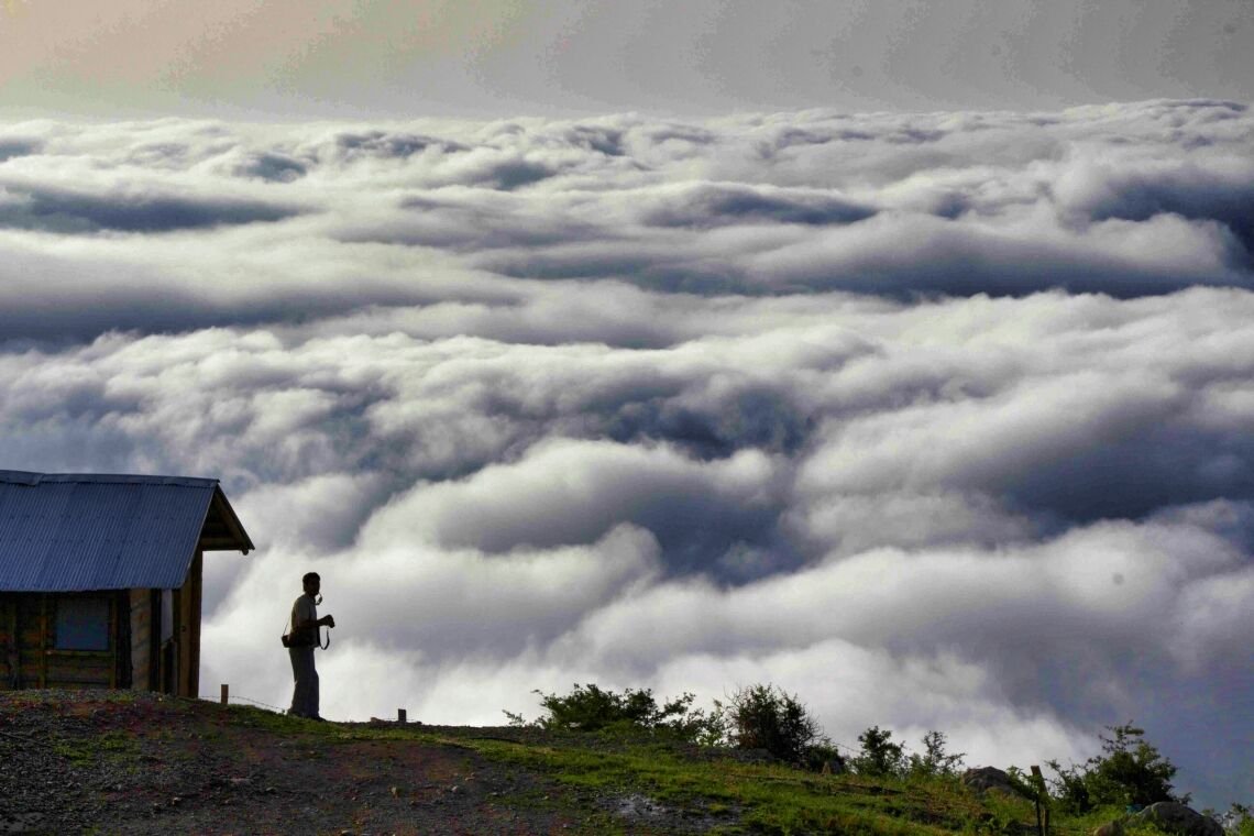 کلبه فلت اولسبلنگاه دریای ابر