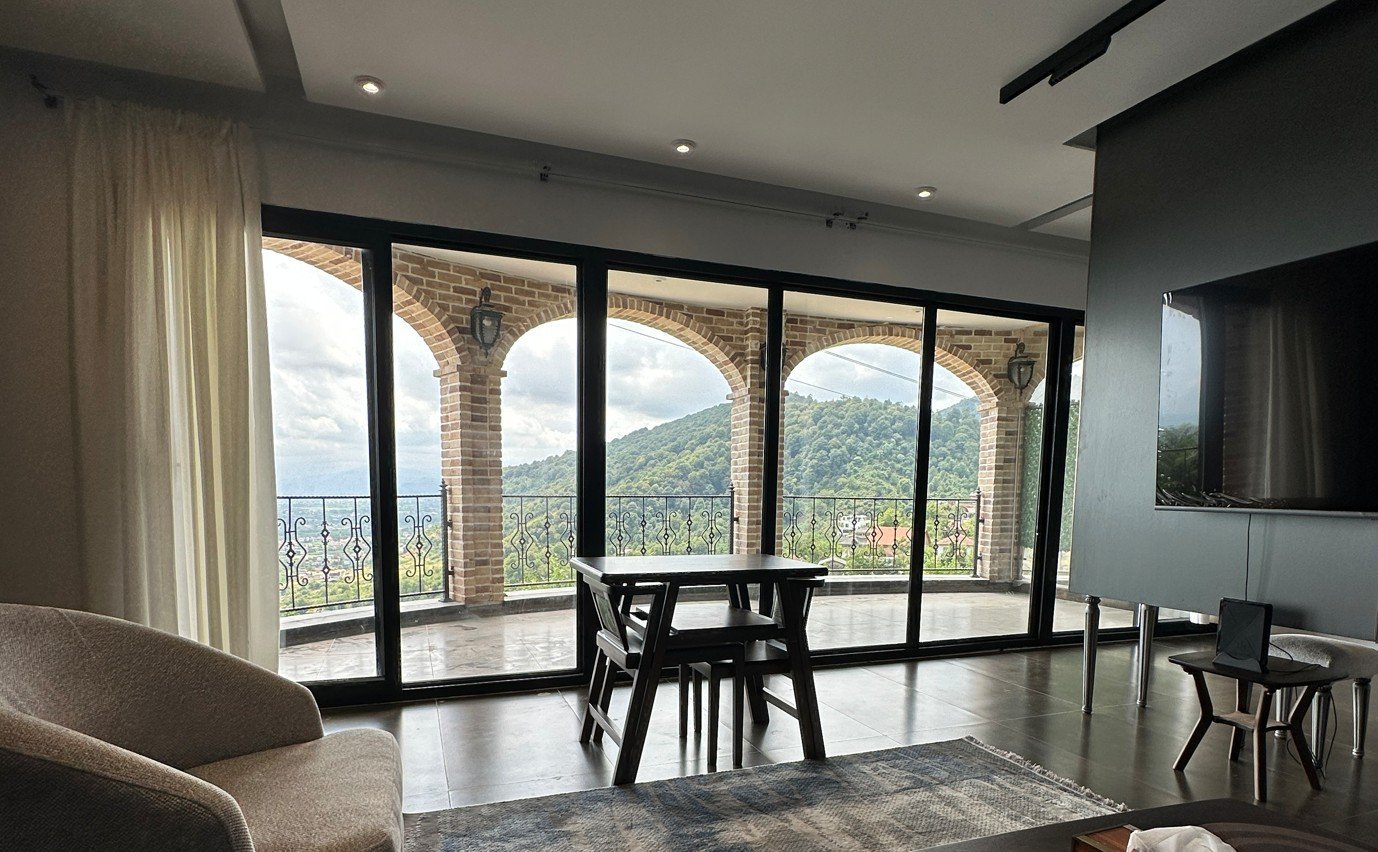 یک خوابه جکوزی دار شاهنشین اوپه واحد قلعه