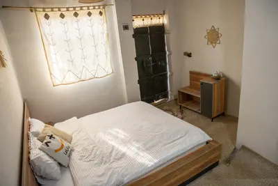 بومگردی خانه مانگرو - واحد ملا بُخُن