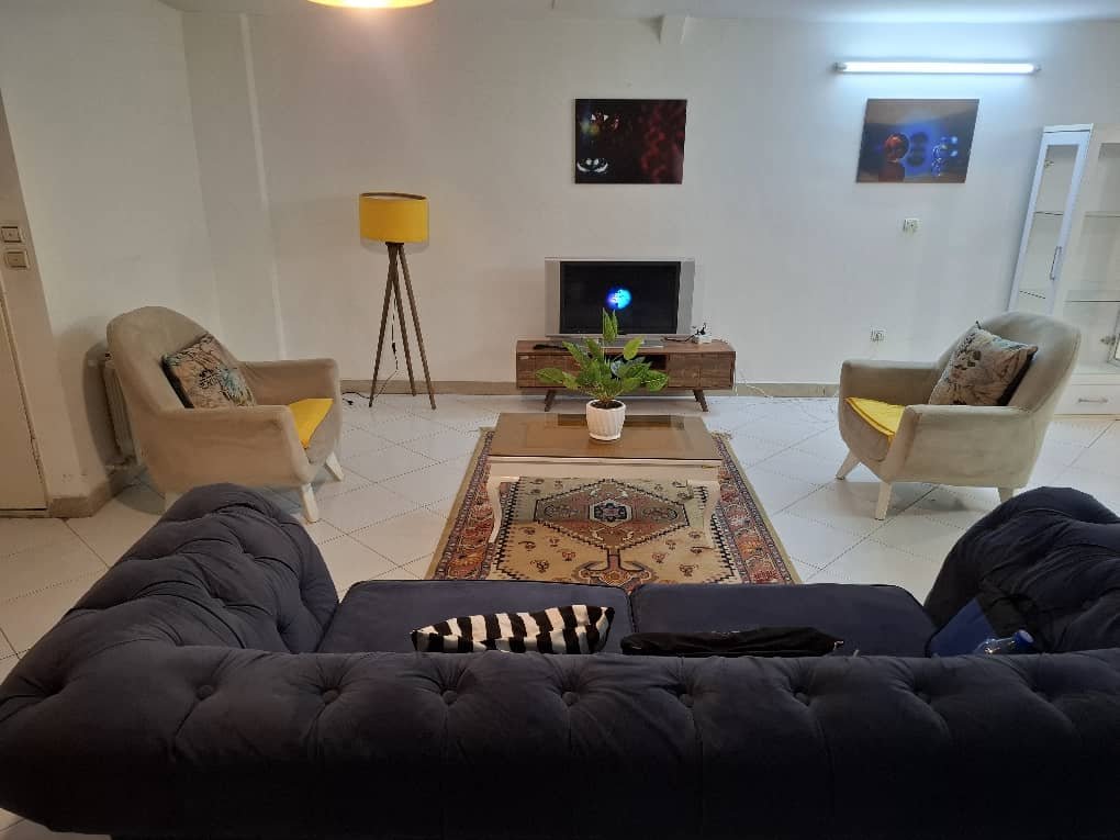 آپارتمان دوخوابه تیراژه خان بابایی 2