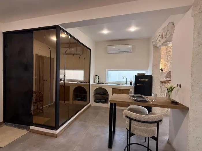 سوئیت بوتیک هتل جان فلت جکوزی دار صخره