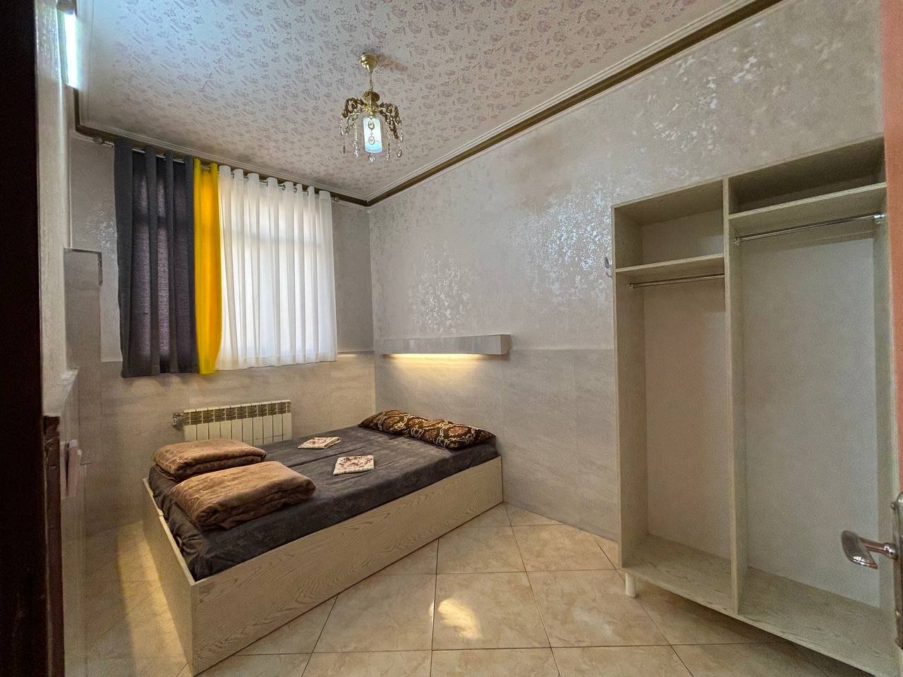 مجتمع اقامتی حامدی - واحد یک خوابه چهارتخته 402