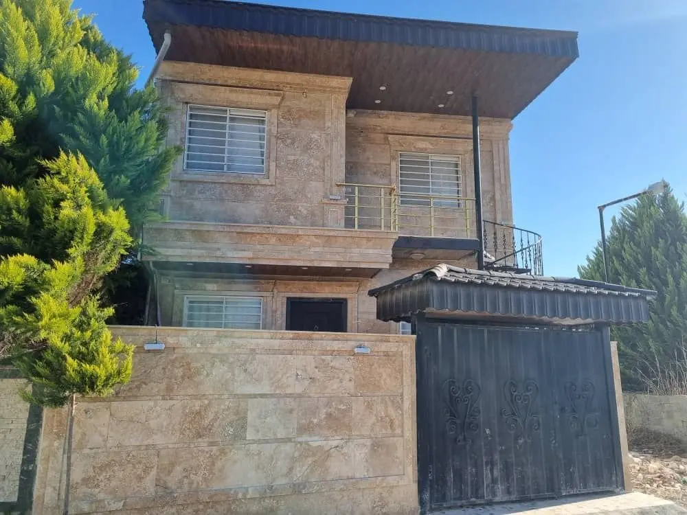 آپارتمان دوخوابه ساحلی احسان - نمای روز ویلا 