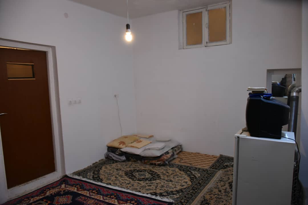 بوم گردی بام زشک طبقه اول