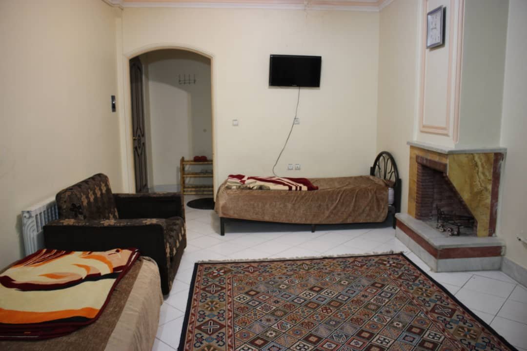 سوئیت آپارتمان روبینا 303