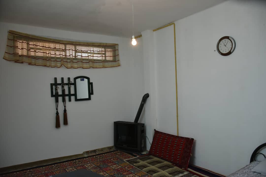 سوئیت بوم گردی بام زشک - اتاق ۱۰۳