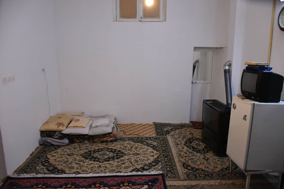 بوم گردی بام زشک طبقه اول