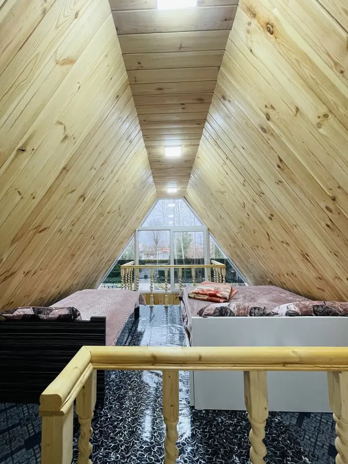 کلبه دوخوابه سوئیسی آفتاب 1