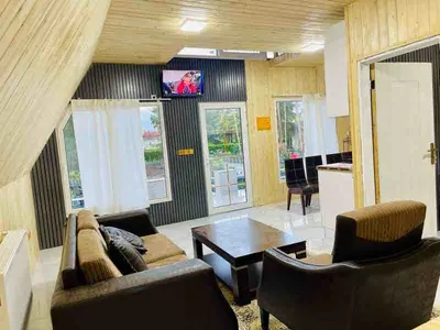 کلبه دوخوابه سوئیسی مهتاب 1