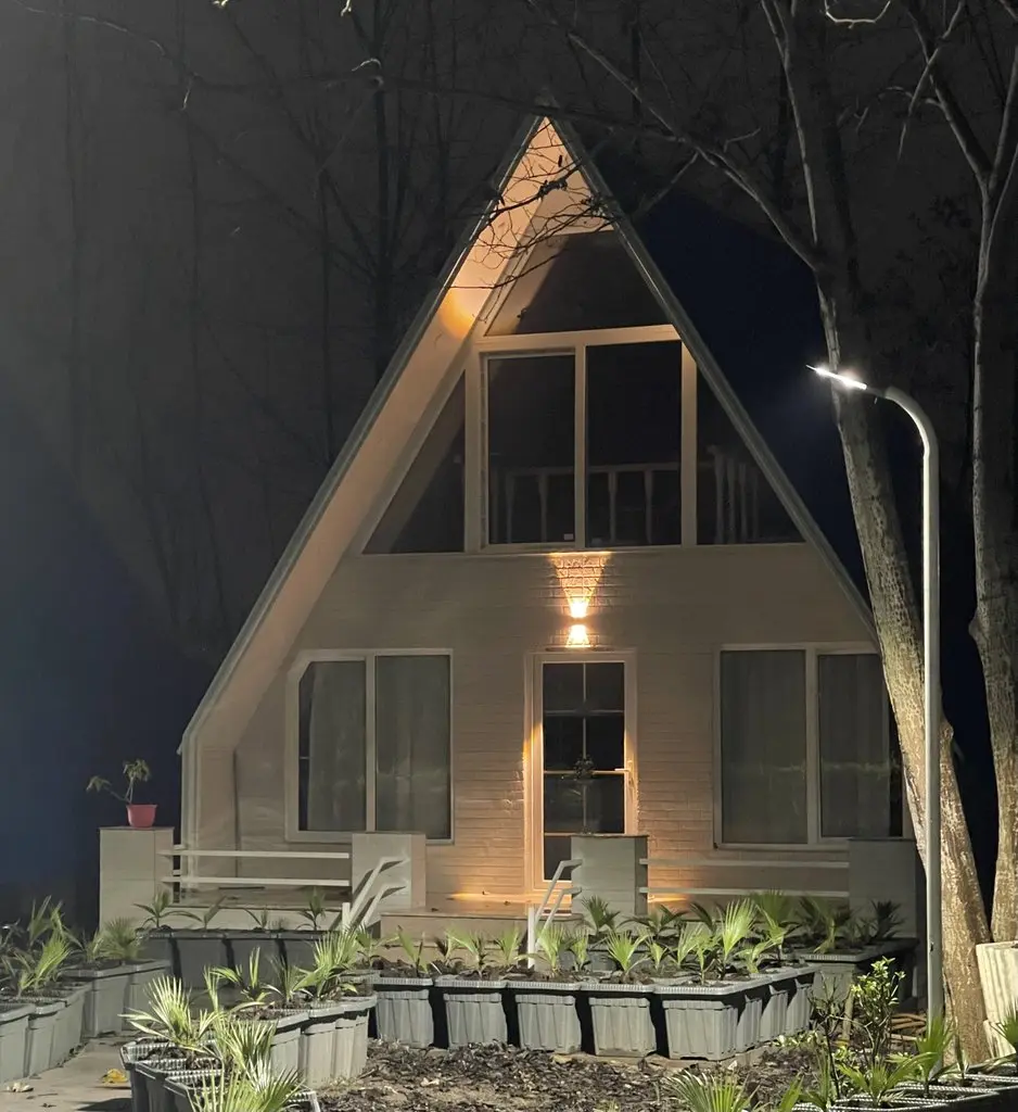 کلبه دوخوابه سوئیسی آفتاب 1