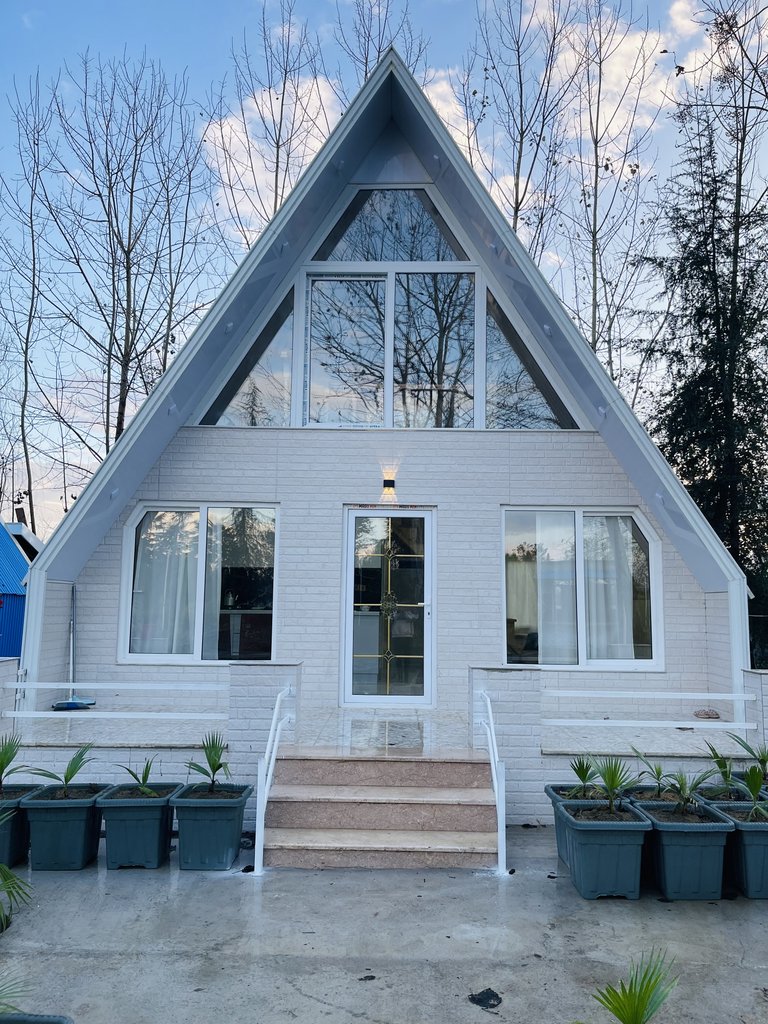 کلبه دوخوابه سوئیسی آفتاب 1